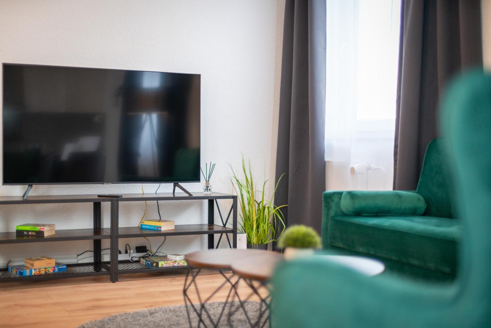 Free Living - City Design Apartments, Zentrum, Outlet, Balkon, Kueche Wolfsburg Exterior photo