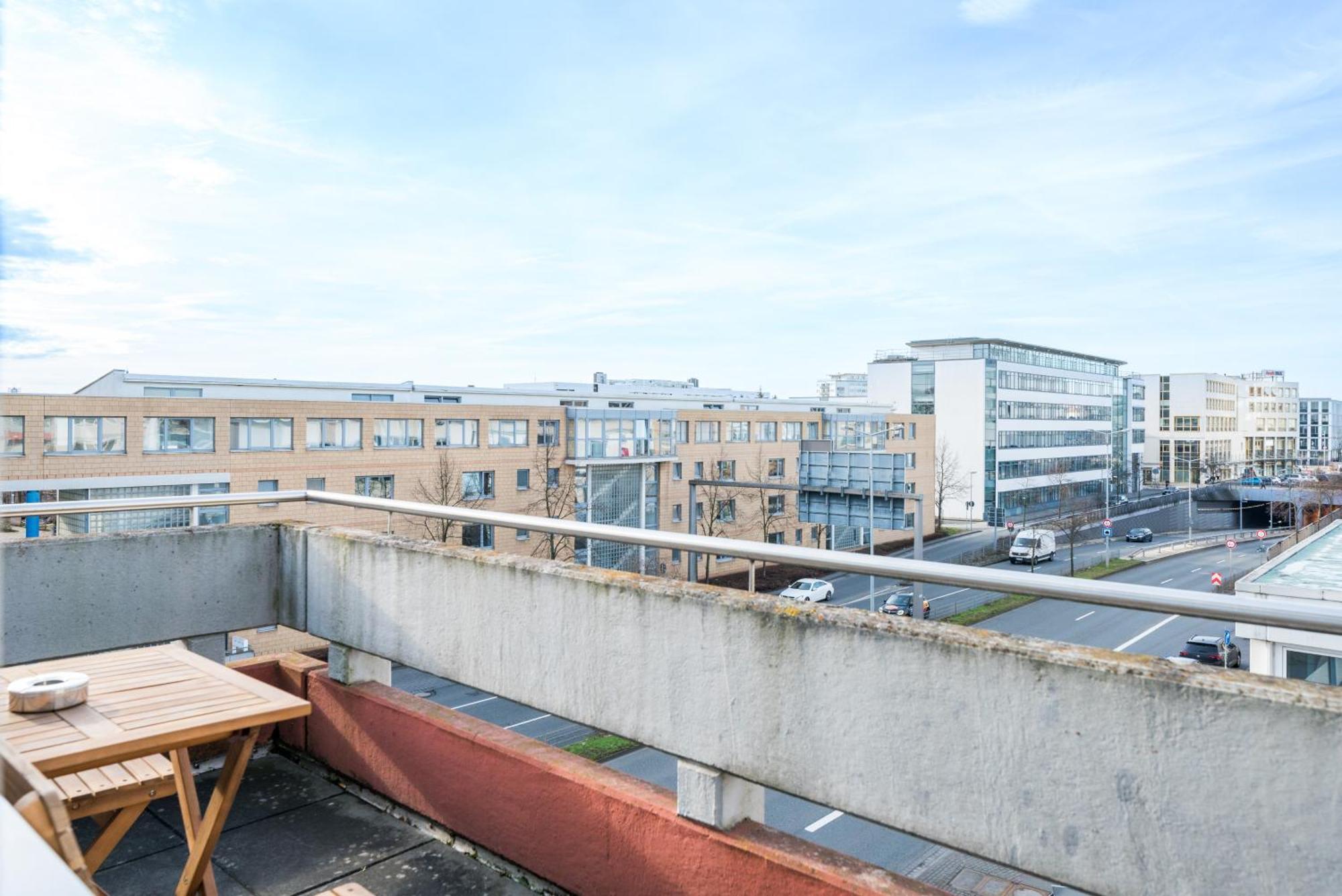 Free Living - City Design Apartments, Zentrum, Outlet, Balkon, Kueche Wolfsburg Exterior photo